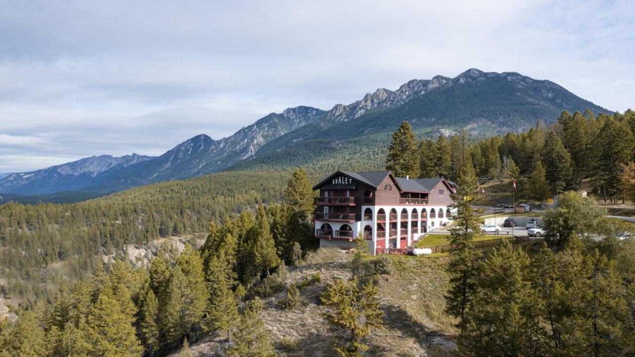 Radium Chalet Radium Hot Springs Exteriör bild