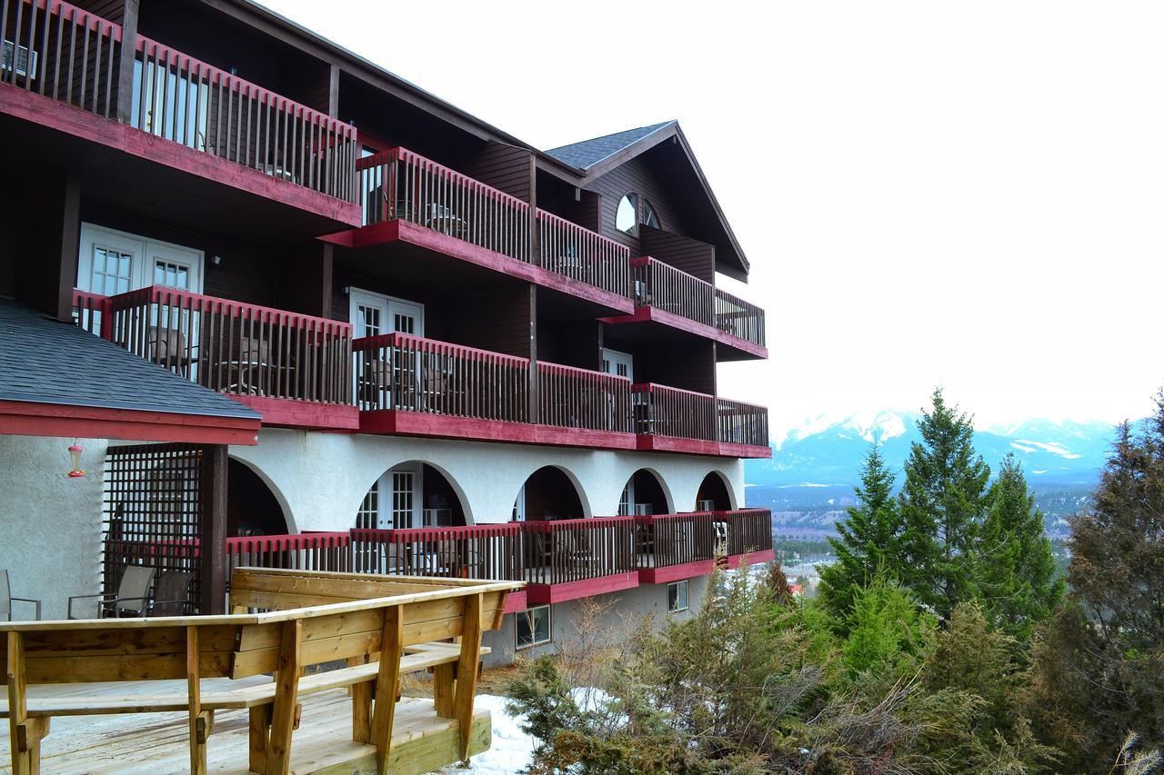 Radium Chalet Radium Hot Springs Exteriör bild